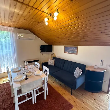 Harmony & Wine Apartment *