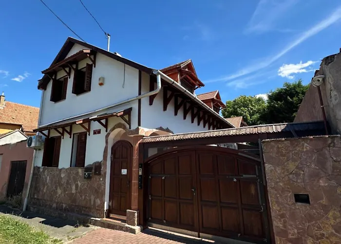 Harmony & Wine 公寓 *